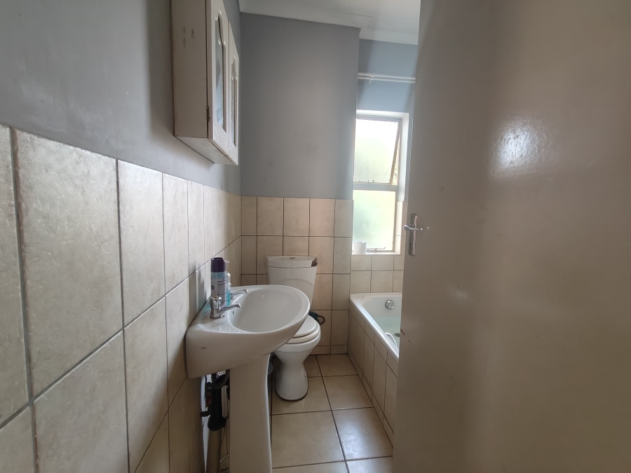 3 Bedroom Property for Sale in Geelhoutpark North West